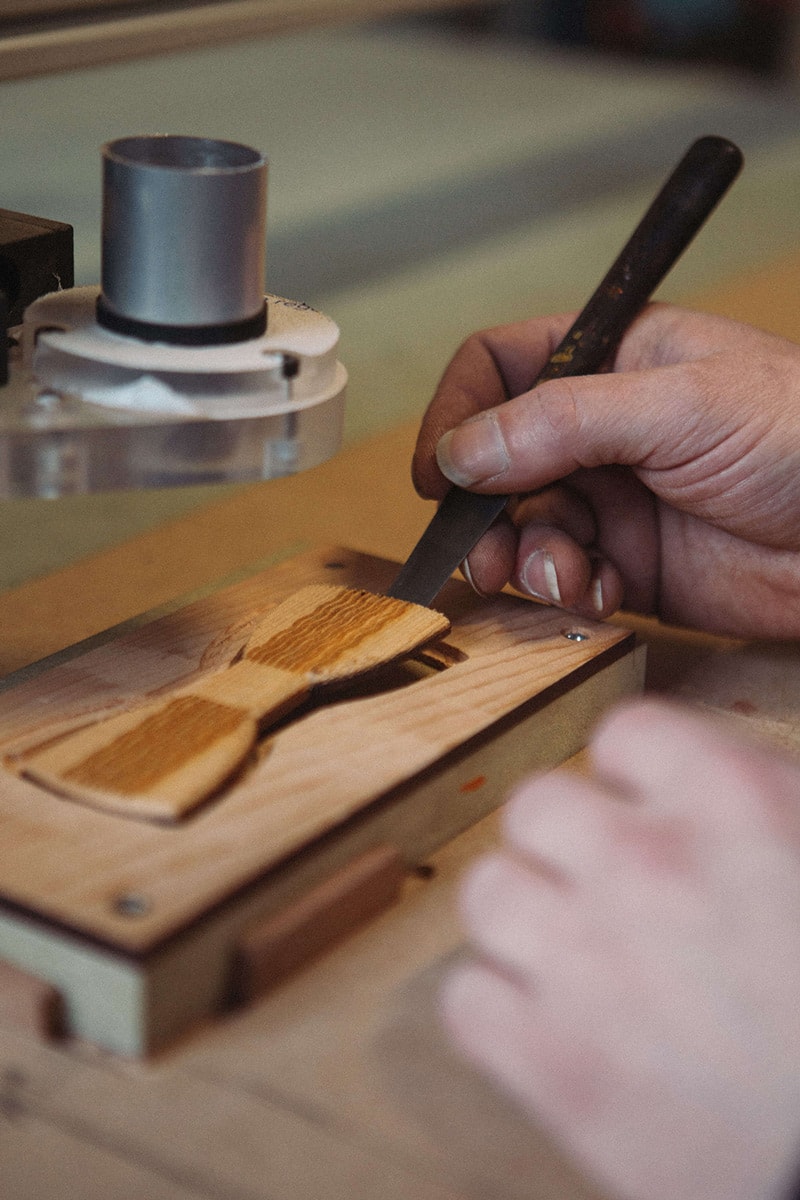 Wooden bowtie made by MF Belgium on a Mekanika Evo CNC