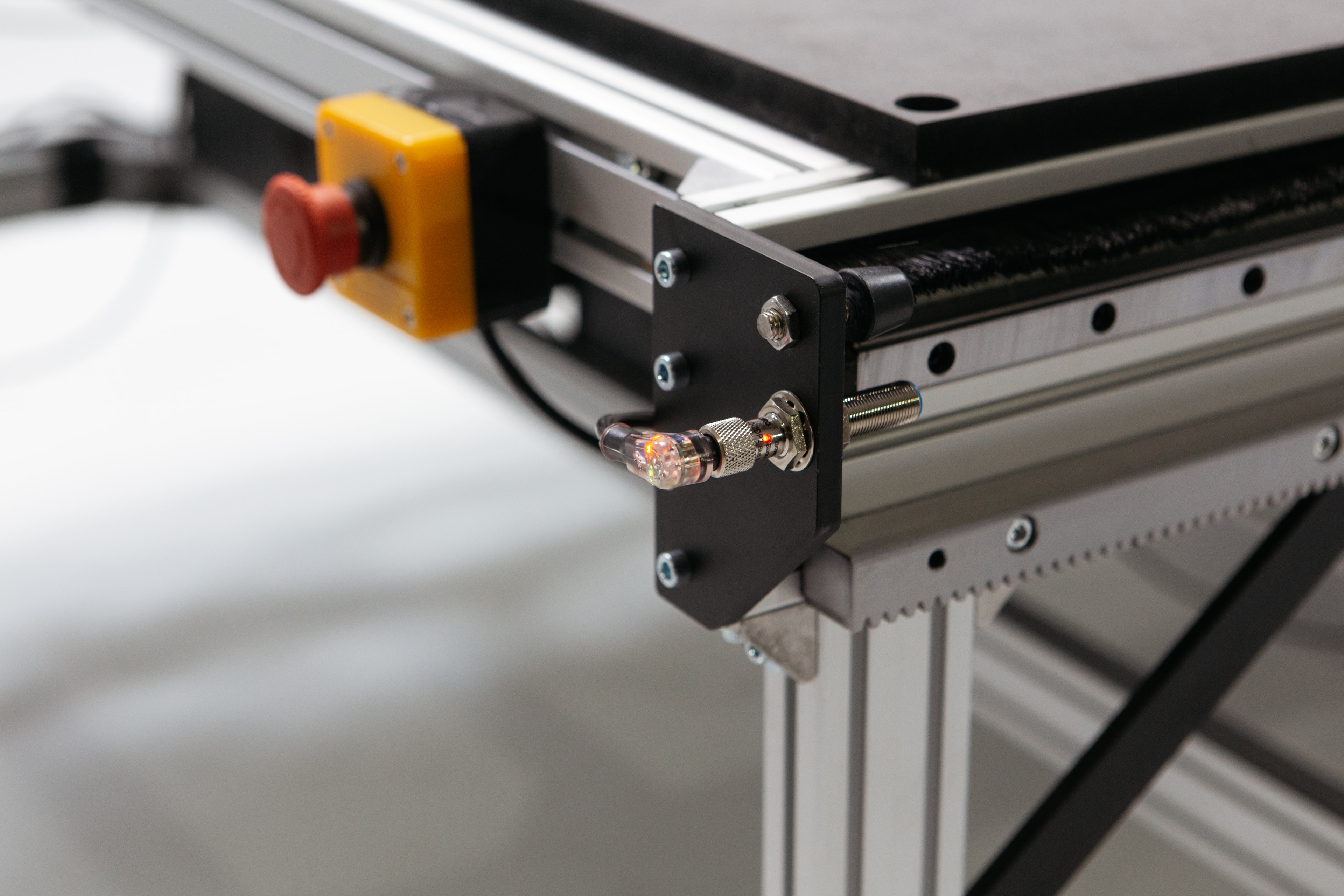 Close up on the Y limit sensor of the Mekanika Fab